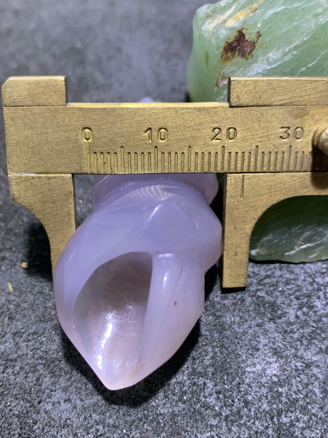 精美高润度冻料飘朱砂蒙料战国红玛瑙雕刻海螺一个！