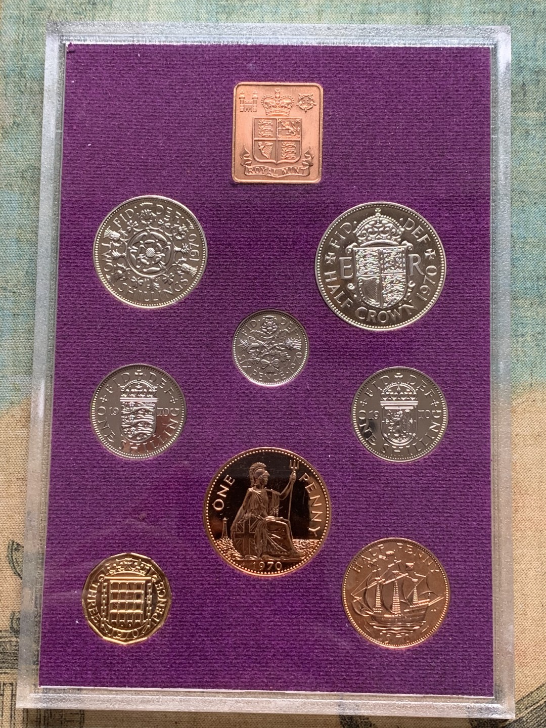 《竞宝斋》第111场-周日，周一 ，2场连拍（全场包邮） 1970年英国伊丽莎白二世精制套币，最后的12进制套币，非常有纪念意义，近期持续大涨