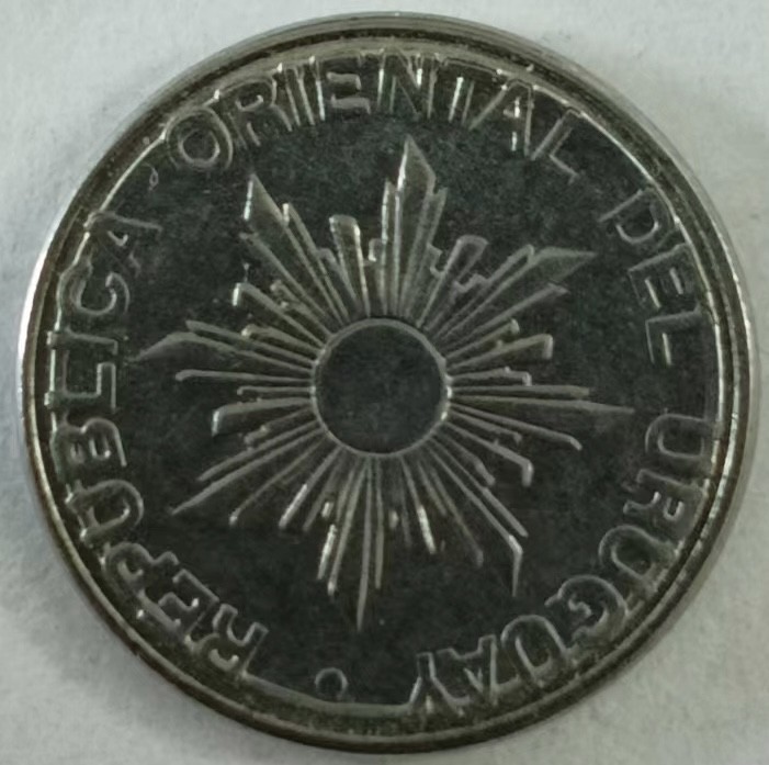 泡泡堂第134期  世界硬币专场（无押金，无佣金，捡漏，全场20包邮，偏远地区除外） 乌拉圭五元