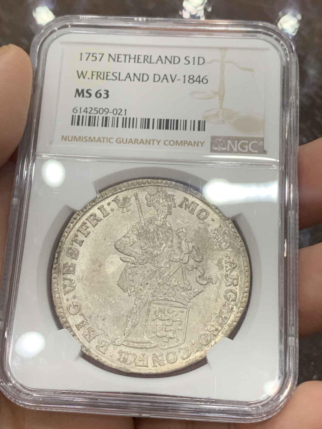 《竞宝斋》第111场-周日，周一 ，2场连拍（全场包邮） NGC-MS63  荷兰 1757年西弗里斯兰1D大银币 近300年保持强曝光状态