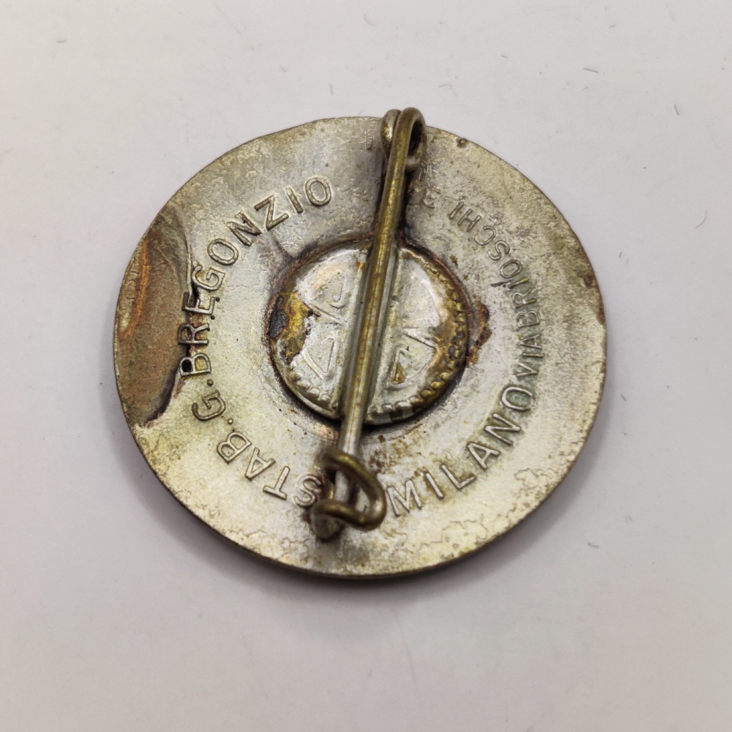 全场0元起拍 第10期 咸鱼国勋章拍卖专场 11月2日（周三）下午6：00开始 法国天主教会珐琅徽章