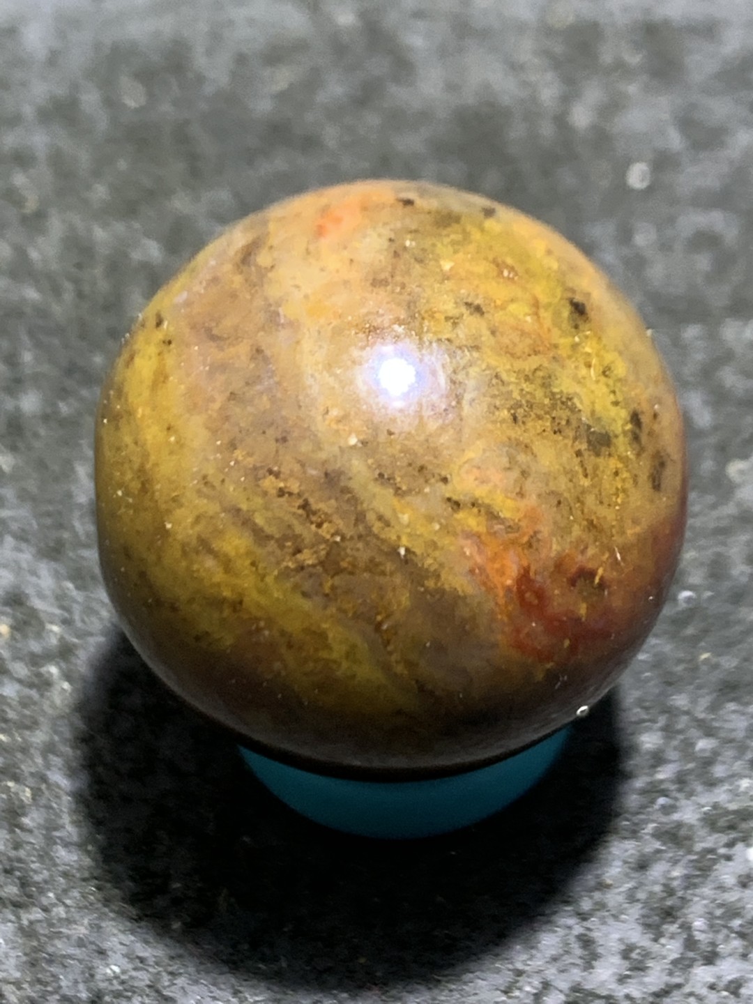 精美草花纹玛瑙圆珠一颗！