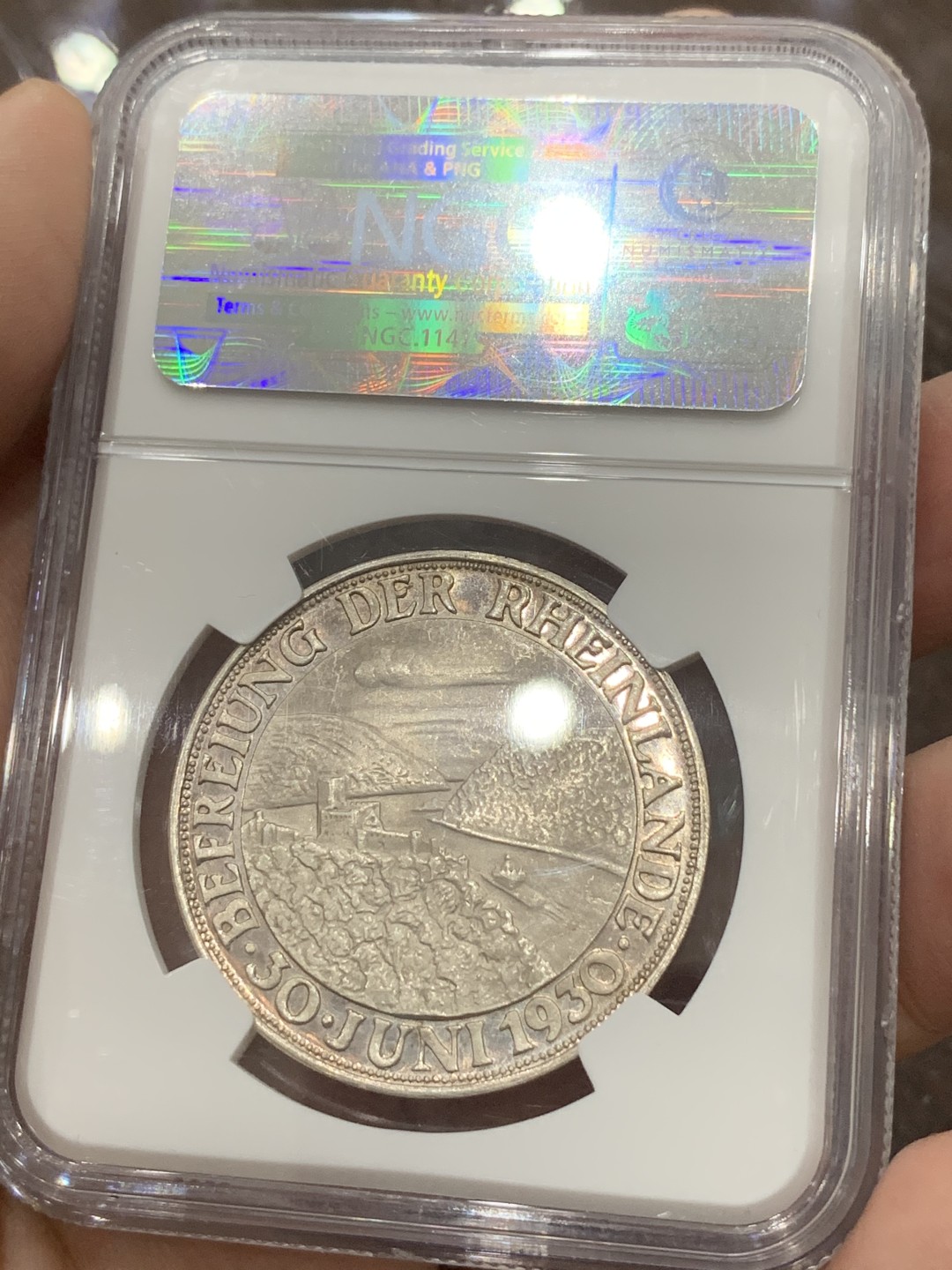 《竞宝斋》第111场-周日，周一 ，2场连拍（全场包邮） NGC-PF63 ULTRA CAMEO 德国 1930年 伯恩哈特设计兴登堡银章，莱茵河景观银章，镜面感觉给分保守