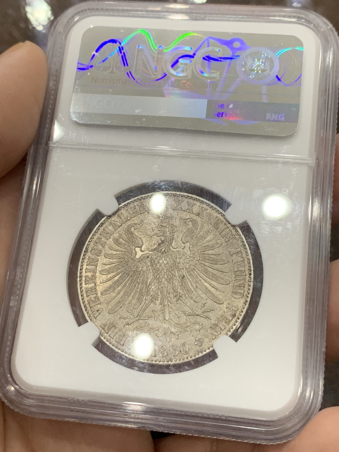 《竞宝斋》第111场-周日，周一 ，2场连拍（全场包邮） NGC MS63 德国 1860年 法兰克福 少女 泰勒 银币 高品好细节 包浆币上MS太不容易了