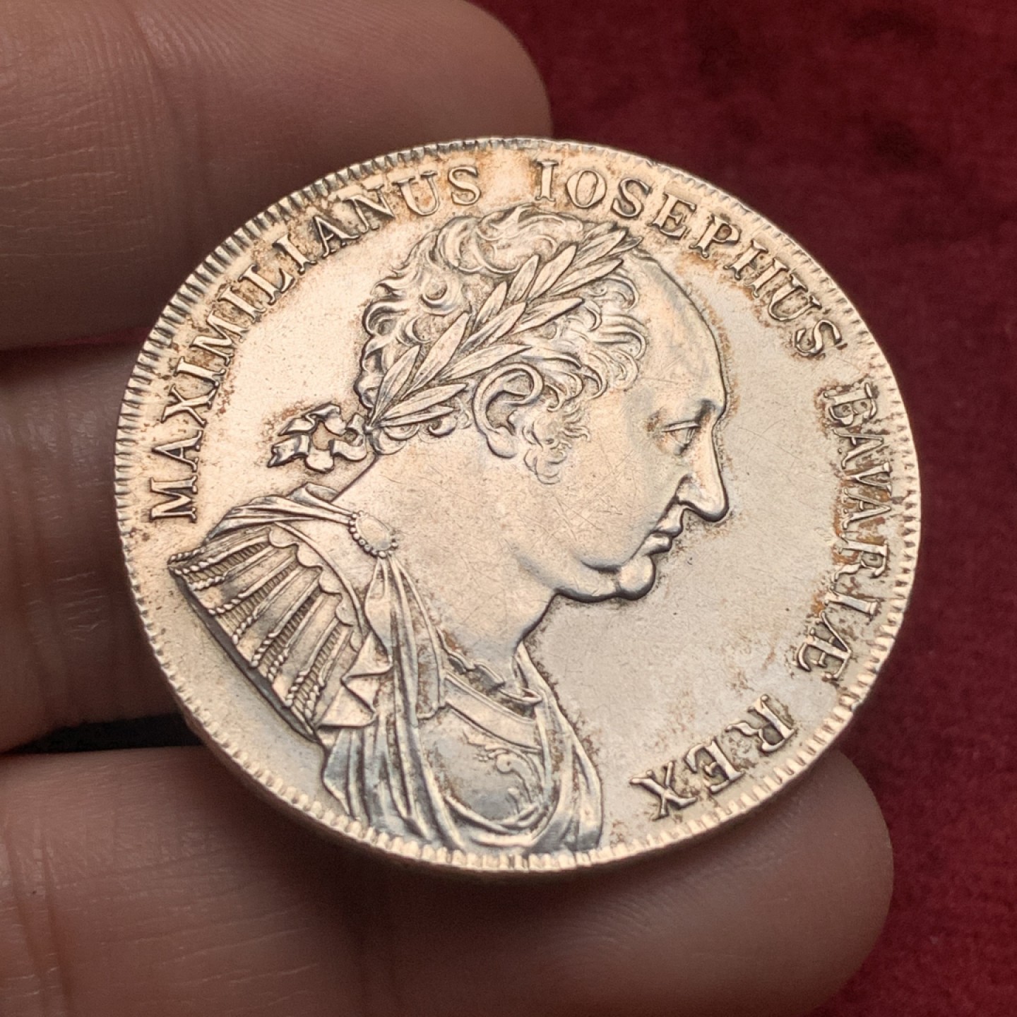 《竞宝斋》第111场-周日，周一 ，2场连拍（全场包邮） 德国 1818年 巴伐利亚 宪法泰勒 细节极好