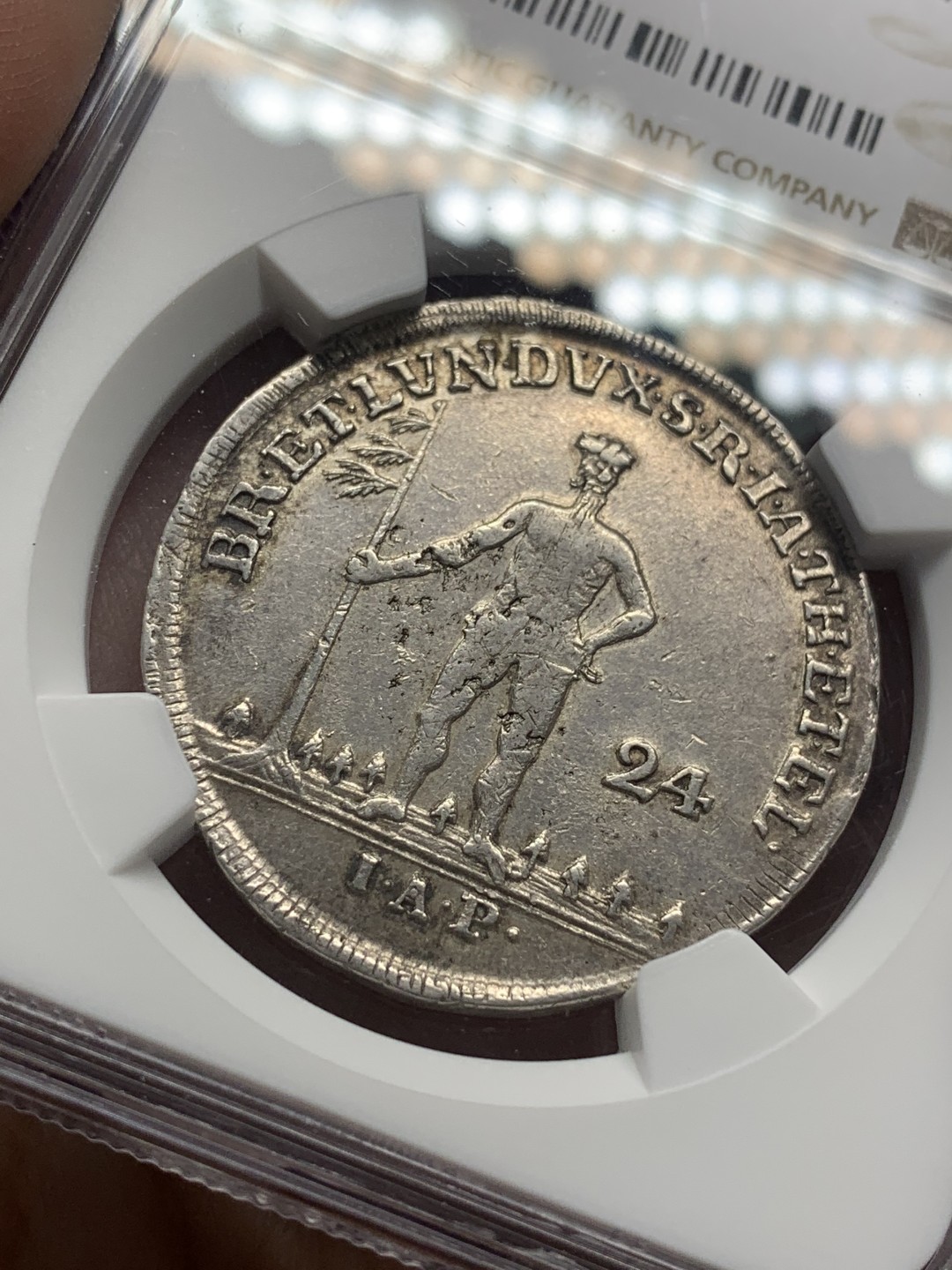 《竞宝斋》第111场-周日，周一 ，2场连拍（全场包邮） NGC-XF45 德国 布伦瑞克-汉诺威 1770年 野人2/3泰勒银币 小人脸部清晰 状态不错