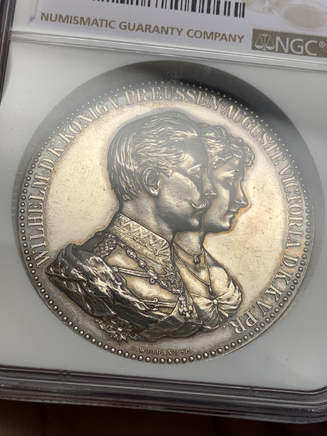 《竞宝斋》第111场-周日，周一 ，2场连拍（全场包邮） NGC UNC品相 德国普鲁士1906年威廉二世金婚纪念大银章，高浮雕加厚盒