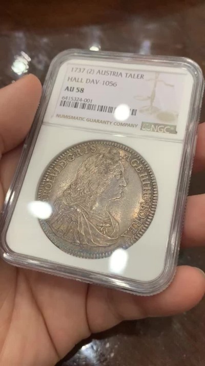 《竞宝斋》第111场-周日，周一 ，2场连拍（全场包邮） NGC-AU58 神圣罗马帝国 1737(2) 卡尔六世 1泰勒银币 深五彩包浆 打制好 状态难得