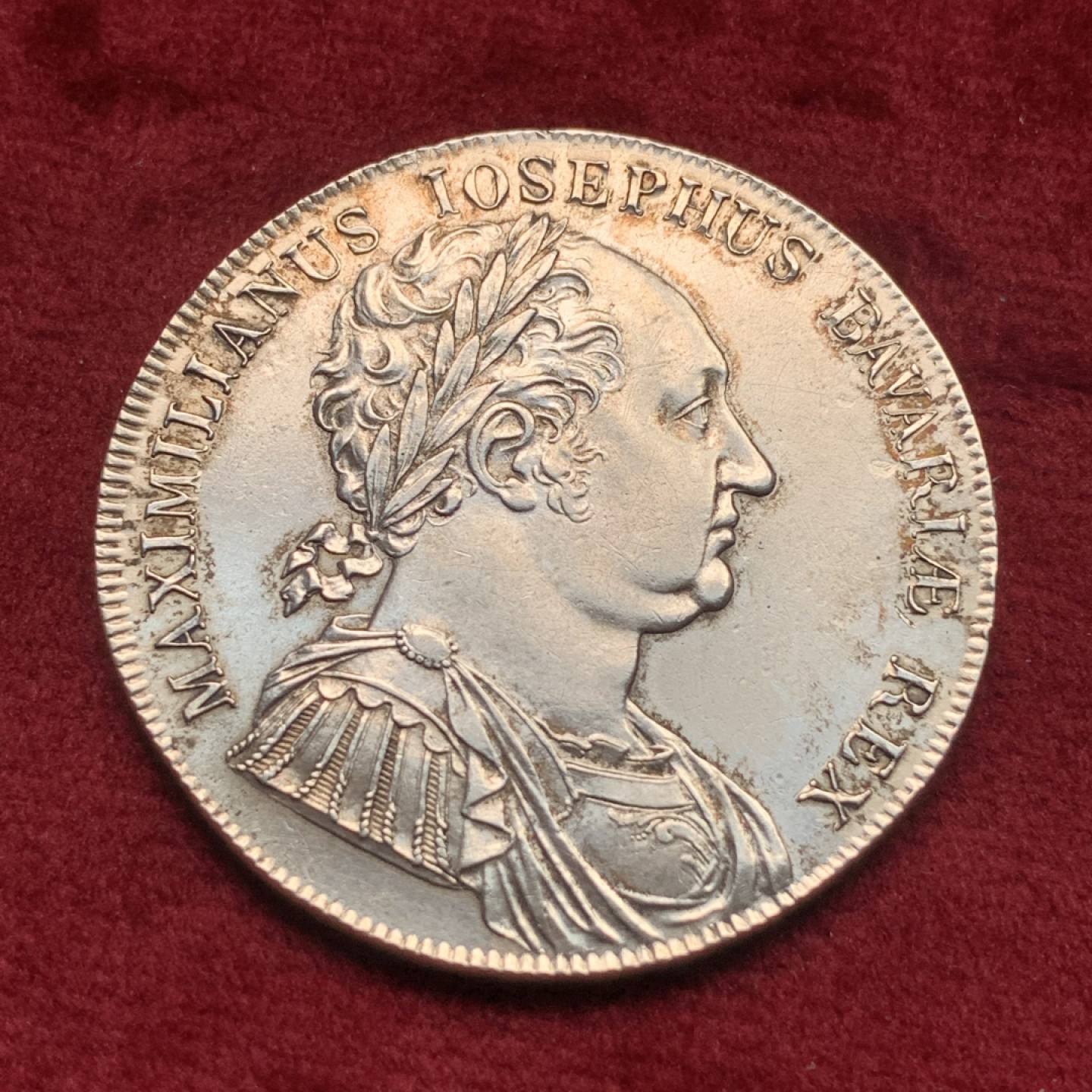 《竞宝斋》第111场-周日，周一 ，2场连拍（全场包邮） 德国 1818年 巴伐利亚 宪法泰勒 细节极好