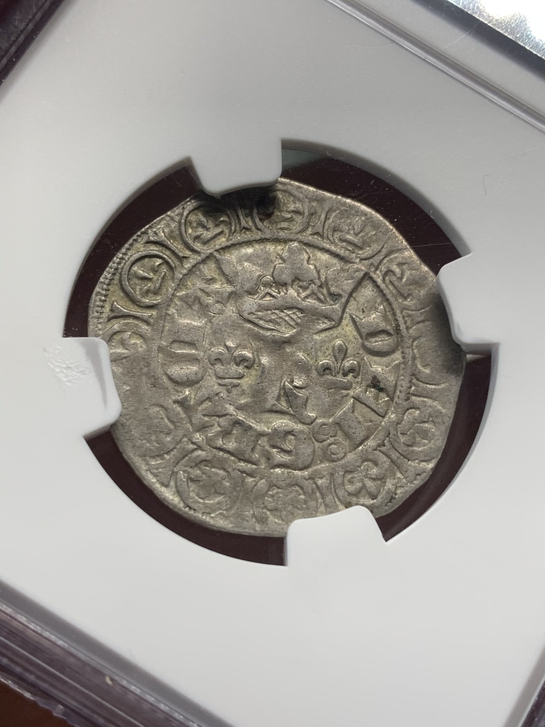 《竞宝斋》第111场-周日，周一 ，2场连拍（全场包邮） NGC XF45 法国 中世纪 1364-80年 查理五世 1B 银币 打制清晰 难得