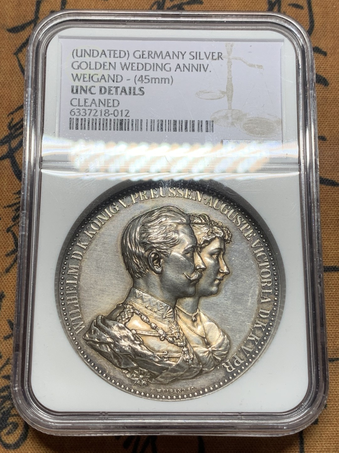 《竞宝斋》第111场-周日，周一 ，2场连拍（全场包邮） NGC UNC品相 德国普鲁士1906年威廉二世金婚纪念大银章，高浮雕加厚盒