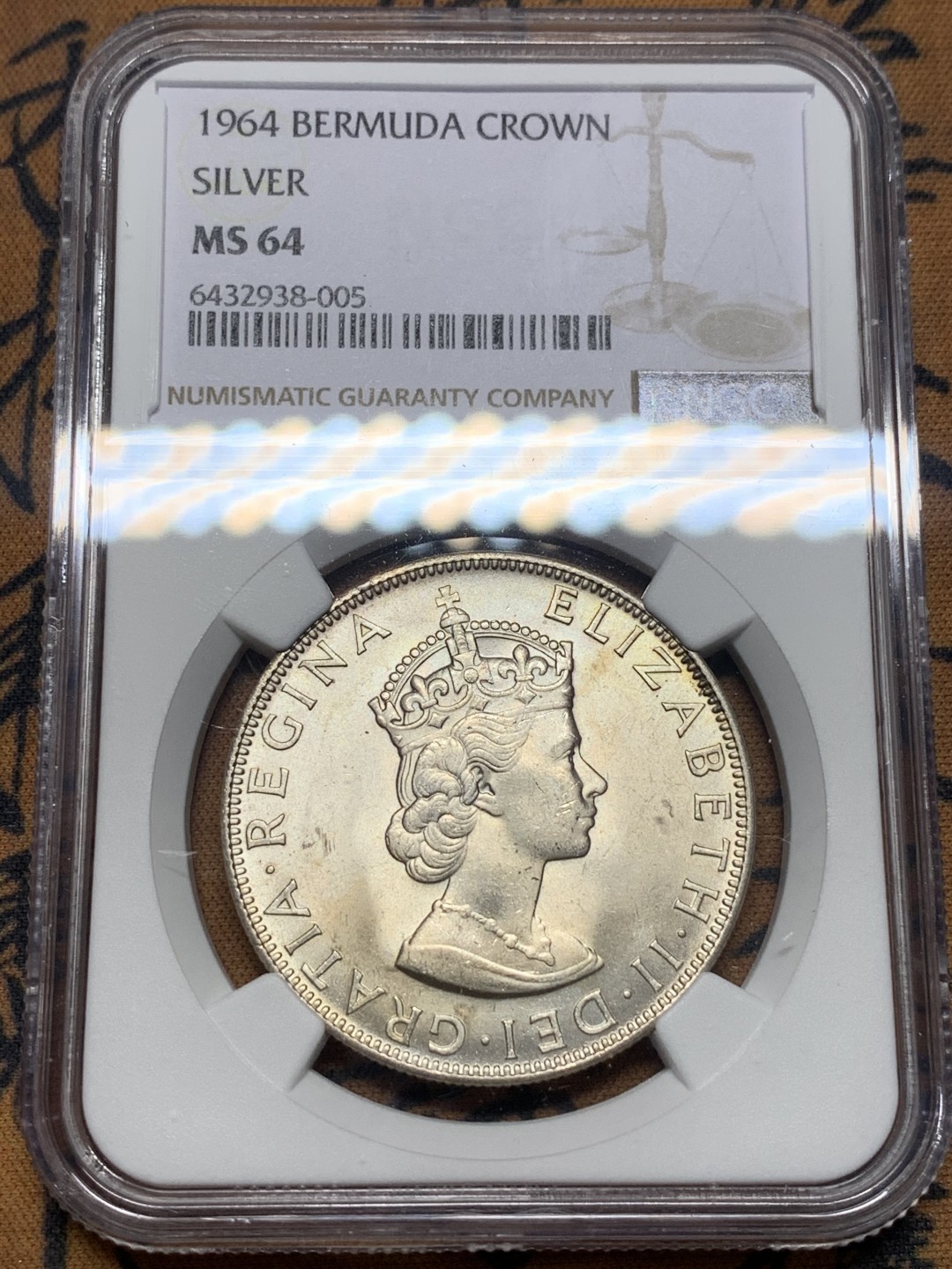 《竞宝斋》第111场-周日，周一 ，2场连拍（全场包邮） NGC MS64 1964年百慕大1克朗大银币 伊丽莎白二世女王大热门