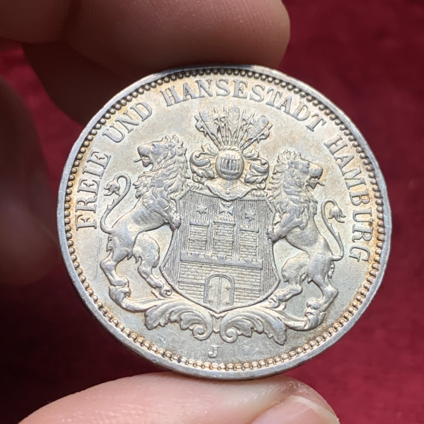 《竞宝斋》第111场-周日，周一 ，2场连拍（全场包邮） 德国 1912年 汉堡 自由市 3马克 双狮银币 淡彩包浆 带转光