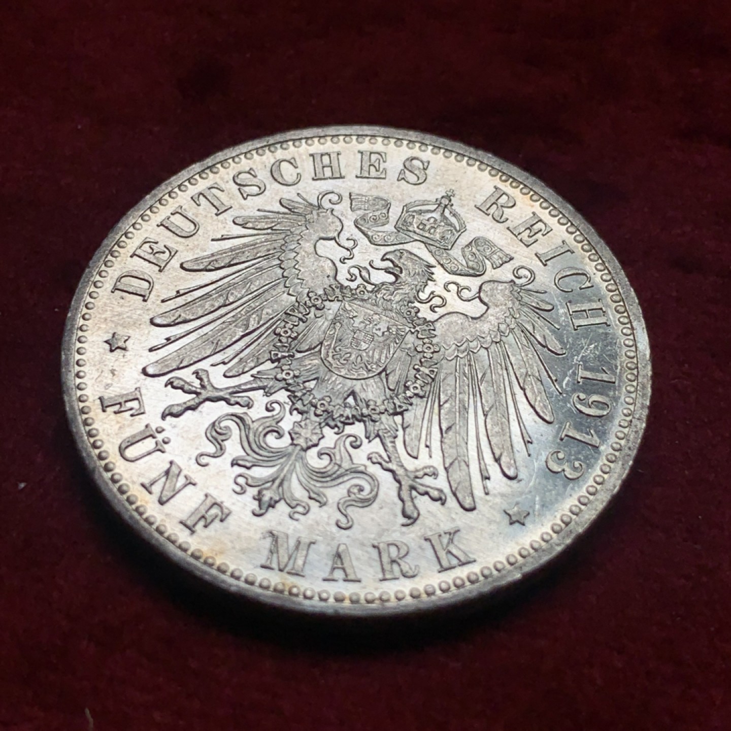 《竞宝斋》第111场-周日，周一 ，2场连拍（全场包邮） 德国 普鲁士 1913年 威廉二世 戎装版 5马克 银币 背面转光 极好