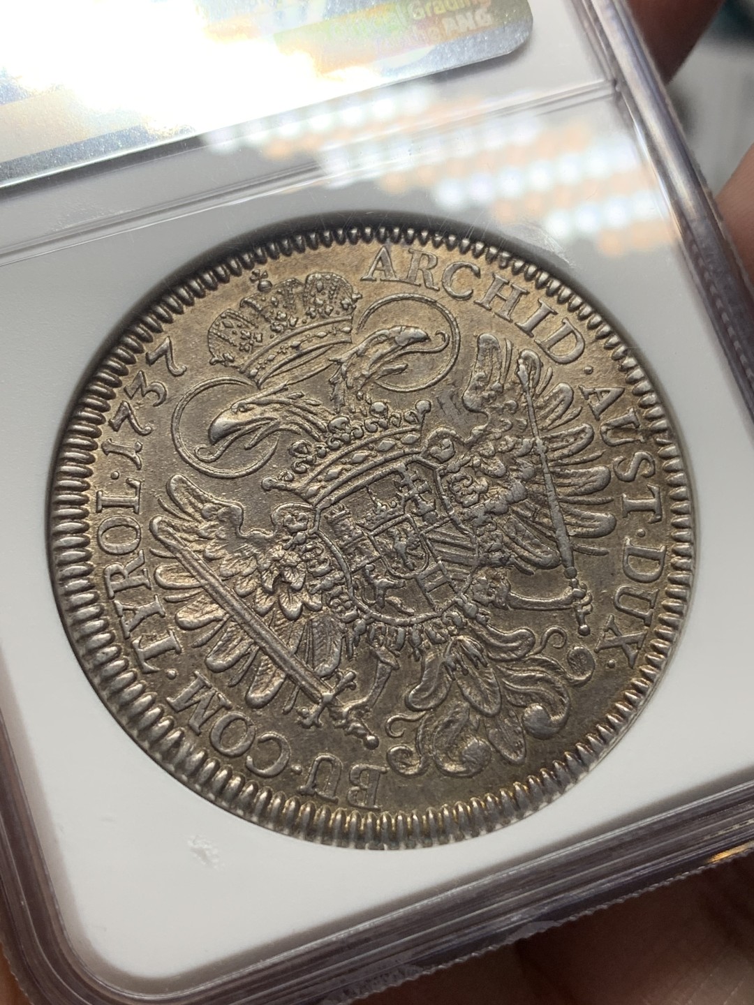 《竞宝斋》第111场-周日，周一 ，2场连拍（全场包邮） NGC-AU58 神圣罗马帝国 1737(2) 卡尔六世 1泰勒银币 深五彩包浆 打制好 状态难得