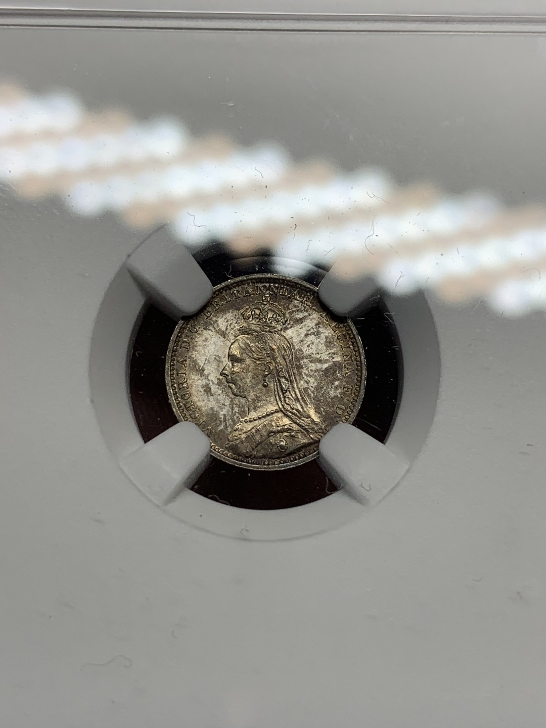 《竞宝斋》第111场-周日，周一 ，2场连拍（全场包邮） NGC MS63-64，UNC 英国 1891年维多利亚女王濯足银币一套 全五彩包浆 1P瑕疵肉眼几乎不可见