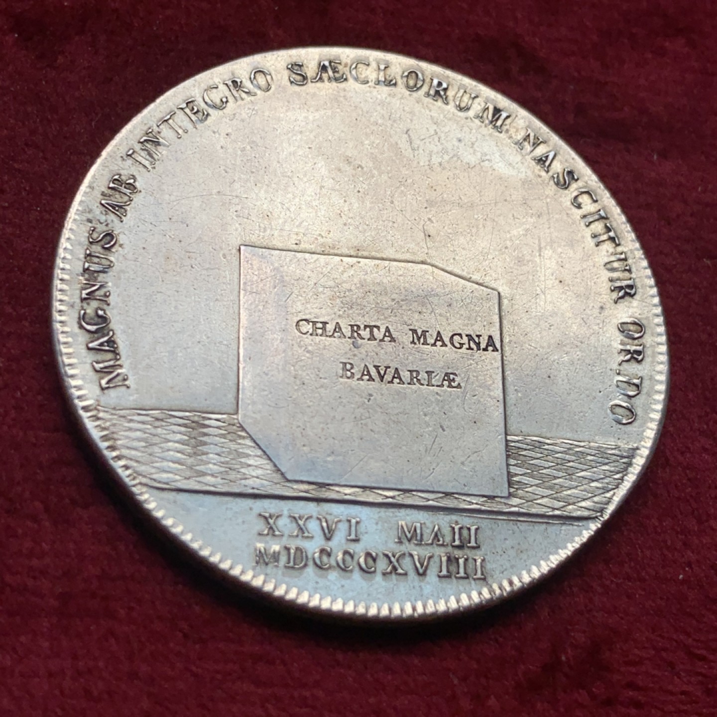 《竞宝斋》第111场-周日，周一 ，2场连拍（全场包邮） 德国 1818年 巴伐利亚 宪法泰勒 细节极好