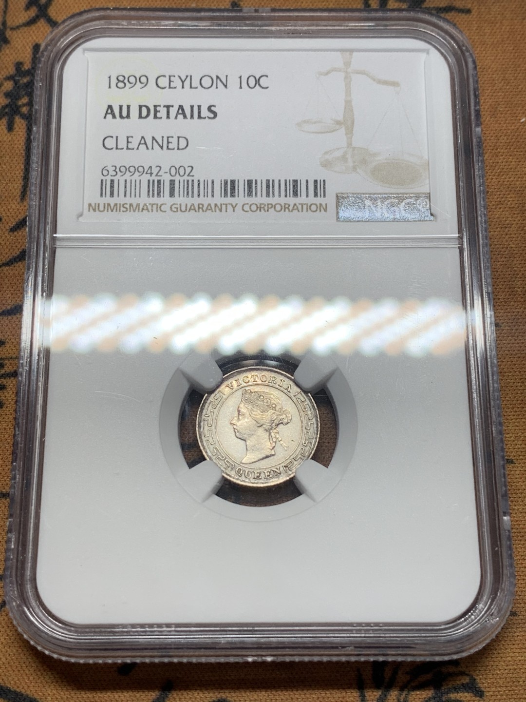 《竞宝斋》第111场-周日，周一 ，2场连拍（全场包邮） NGC AUD 1899 英属 锡兰 维多利亚女王 10分 银币