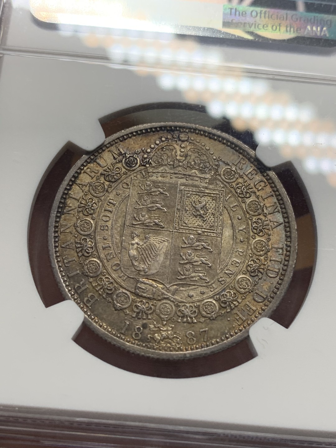 《竞宝斋》第111场-周日，周一 ，2场连拍（全场包邮） NGC-MS63 1887年 英国维多利亚高冠半克朗银币 重彩包浆 底板好 非常漂亮的一颗