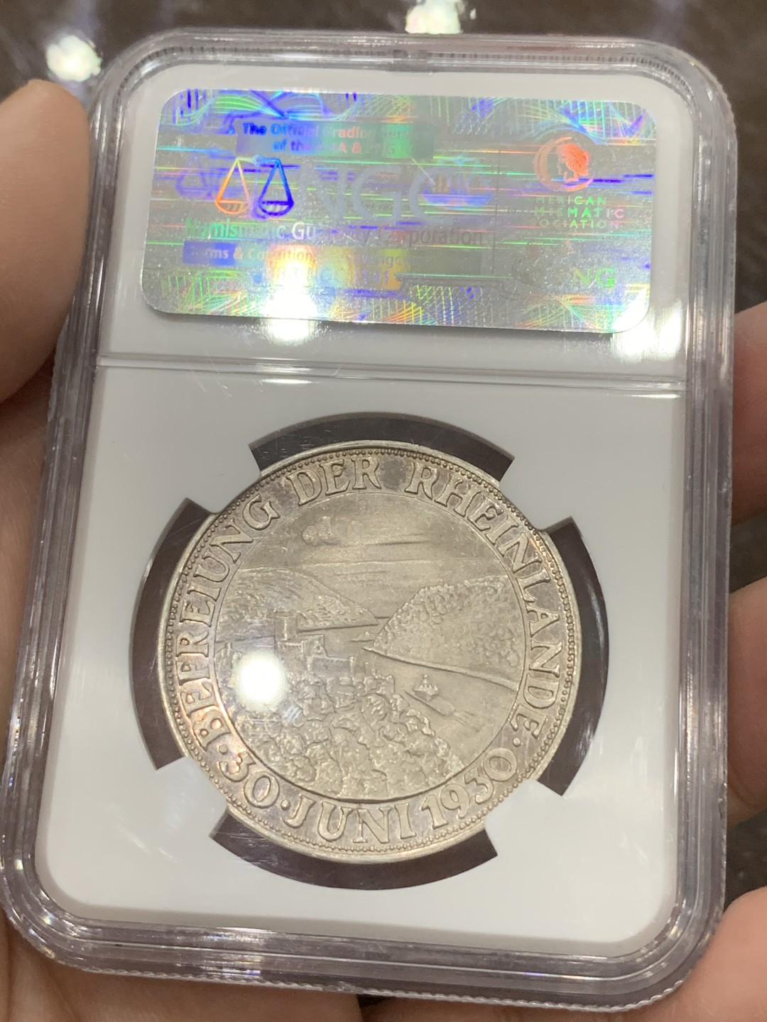 《竞宝斋》第111场-周日，周一 ，2场连拍（全场包邮） NGC-PF63 ULTRA CAMEO 德国 1930年 伯恩哈特设计兴登堡银章，莱茵河景观银章，镜面感觉给分保守