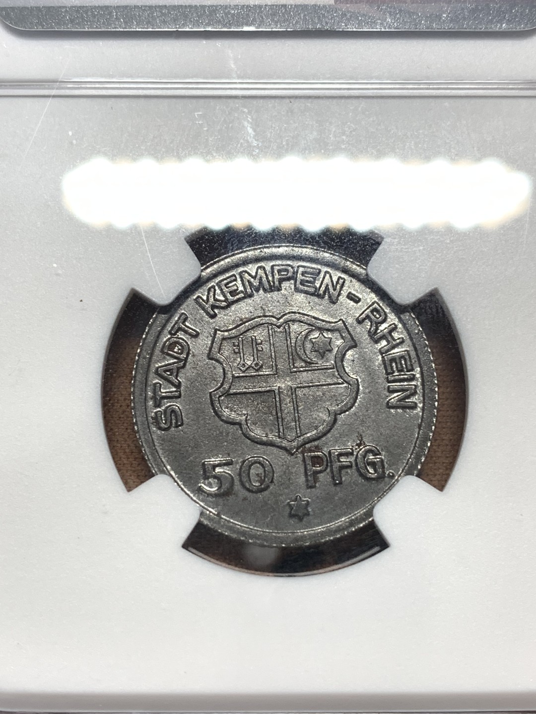 《竞宝斋》第111场-周日，周一 ，2场连拍（全场包邮） NGC-MS63 德国紧急状态 1921年 肯彭50芬尼铁币 状态纯熟