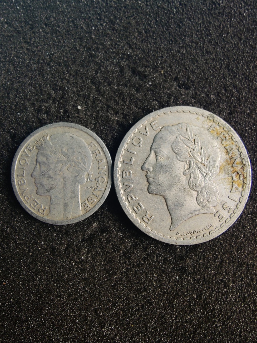 ♥一只鱼（世界钱币第七期） 法国1/5法郎