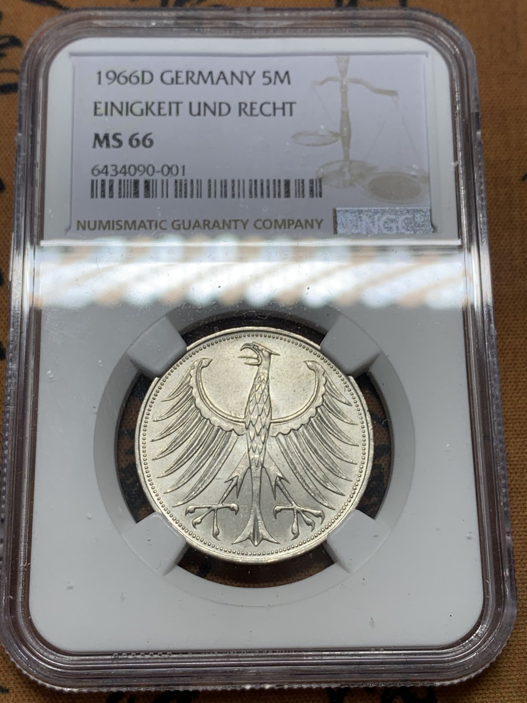 《竞宝斋》第112场-周日，周一 ，2场连拍（全场包邮） NGC-MS66 冠军分 德国1966年 鹰徽5马克银币