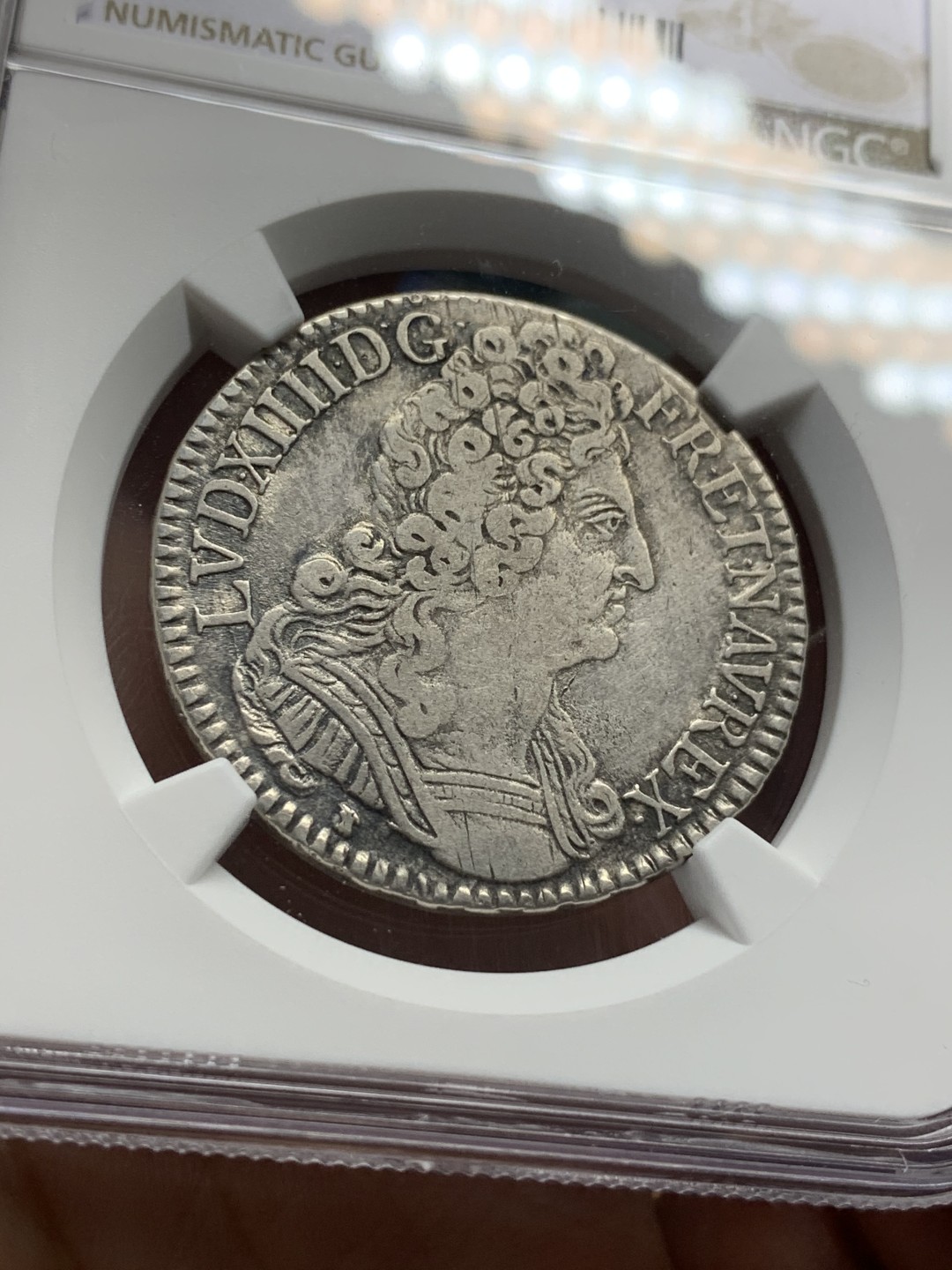 《竞宝斋》第112场-周日，周一 ，2场连拍（全场包邮） NGC VF 法国 1709年D版 路易十四 太阳王 1/2埃居 银币 状态不错 好于评级等级