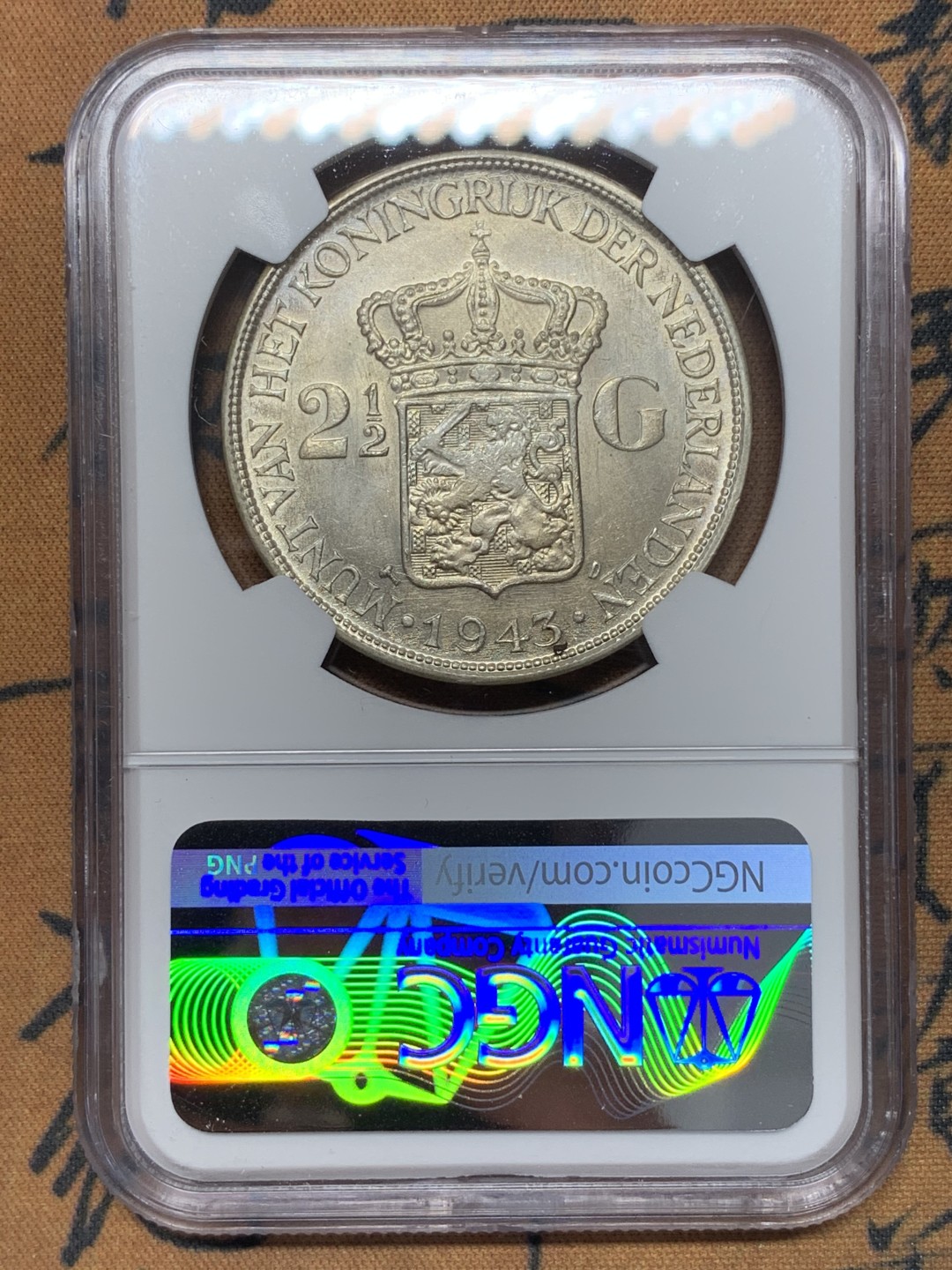 《竞宝斋》第112场-周日，周一 ，2场连拍（全场包邮） NGC-MS64 荷属东印度 1943年 威廉米娜女王 2.5盾大银币 原光好品 稀少品种