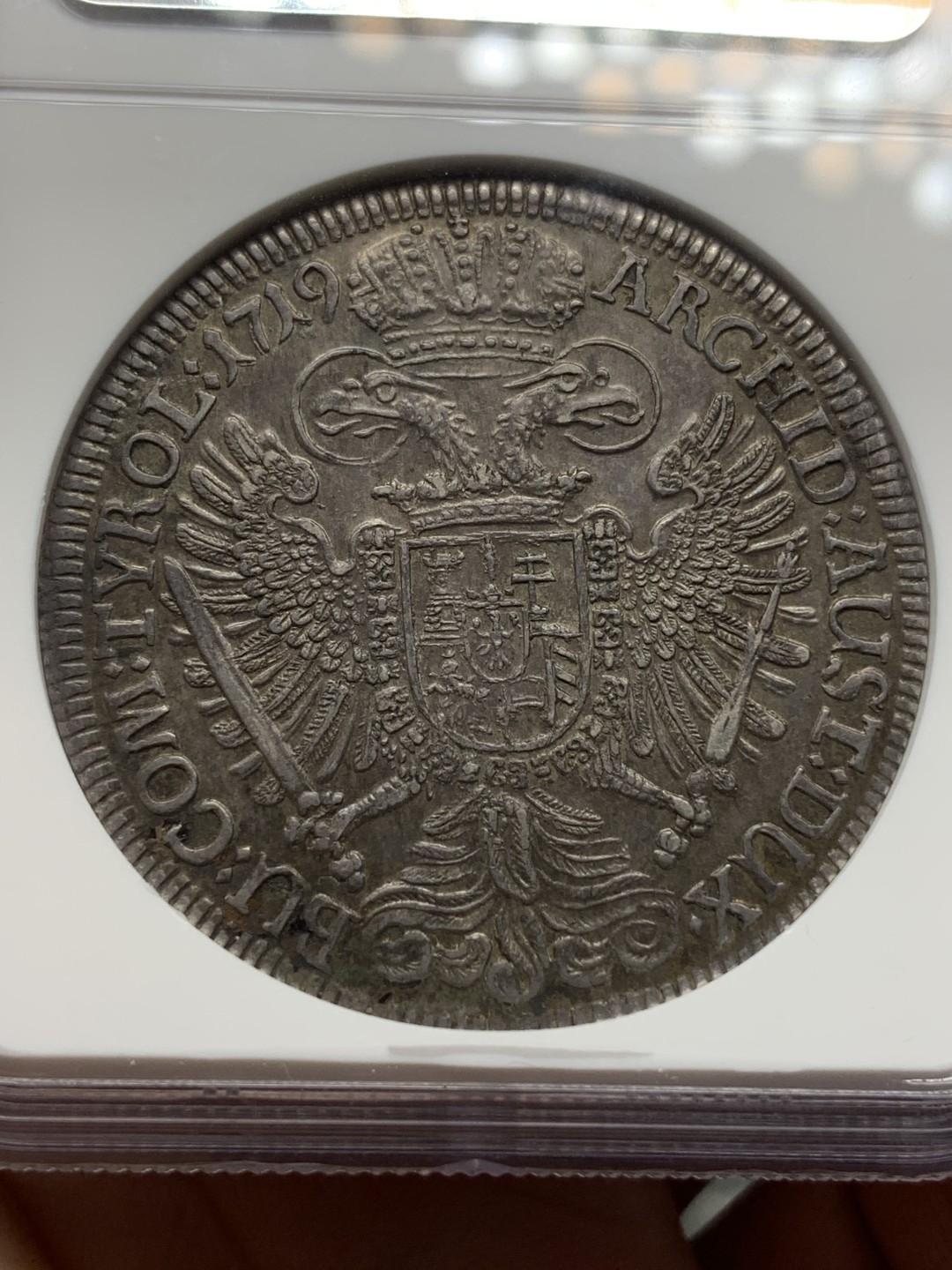 《竞宝斋》第112场-周日，周一 ，2场连拍（全场包邮） NGC UNC 神圣罗马帝国 1719年 卡尔六世 泰勒大银币 细节好 原味包浆 大波浪热门 品种