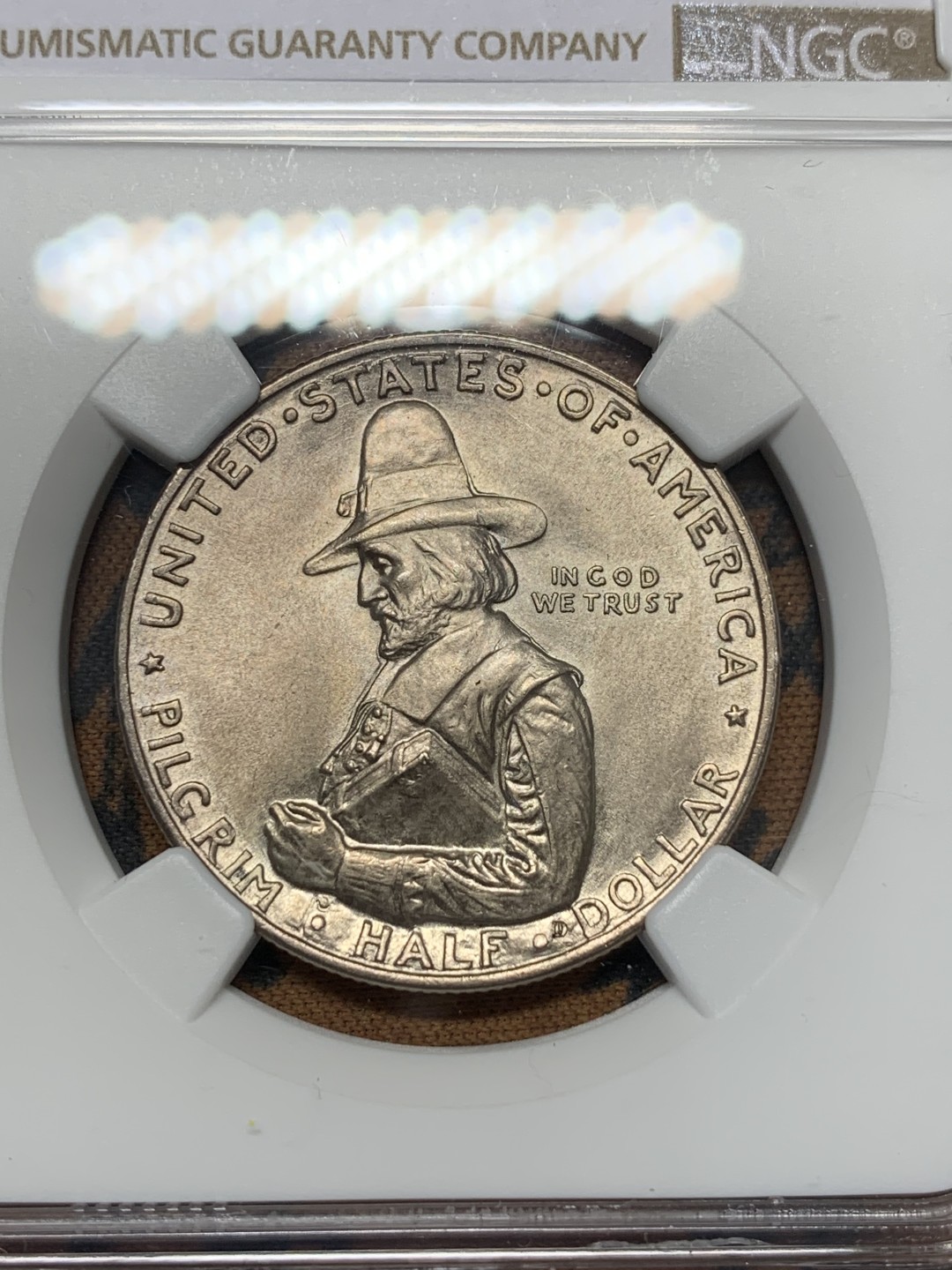 《竞宝斋》第112场-周日，周一 ，2场连拍（全场包邮） NGC MS63 美国1920年 清教徒 移民 纪念半圆银币 低评