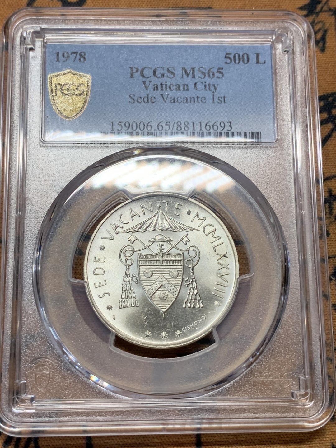 《竞宝斋》第112场-周日，周一 ，2场连拍（全场包邮） PCGS金盾 MS65 梵蒂冈1978年两种图案500里拉银币一对