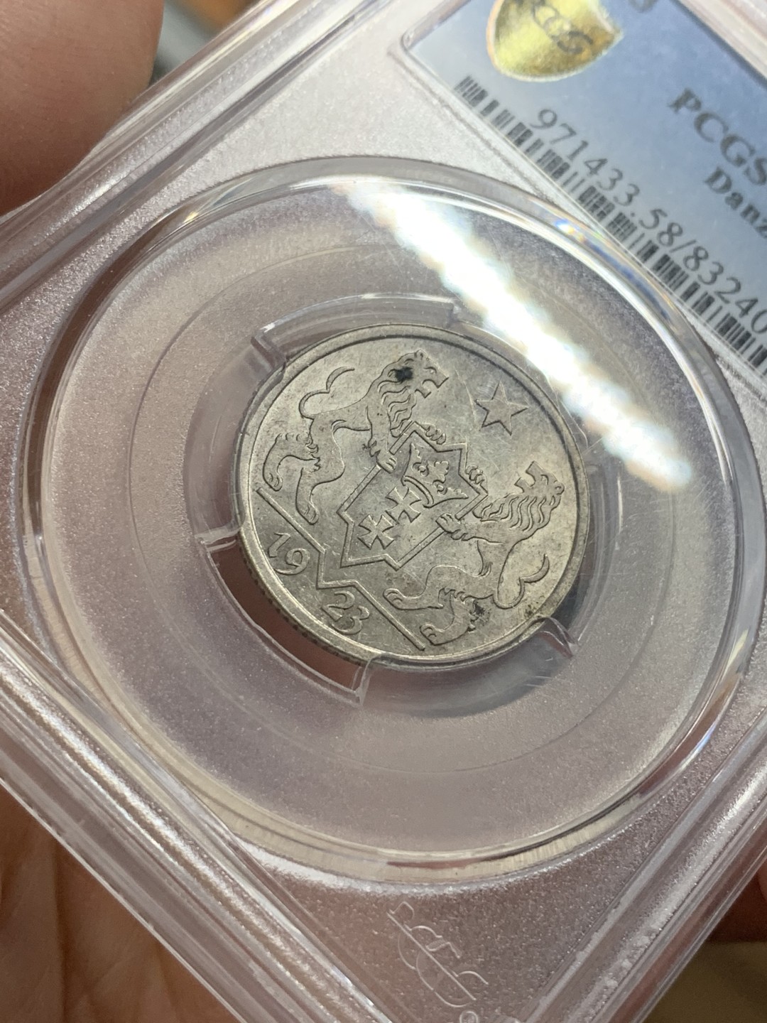 《竞宝斋》第112场-周日，周一 ，2场连拍（全场包邮） PCGS-AU58 1923年 但泽自由市双狮1盾银币 转光流畅，光度不输MS。日耳曼人与斯拉夫人几个世纪的争夺焦点，二战的开幕之地