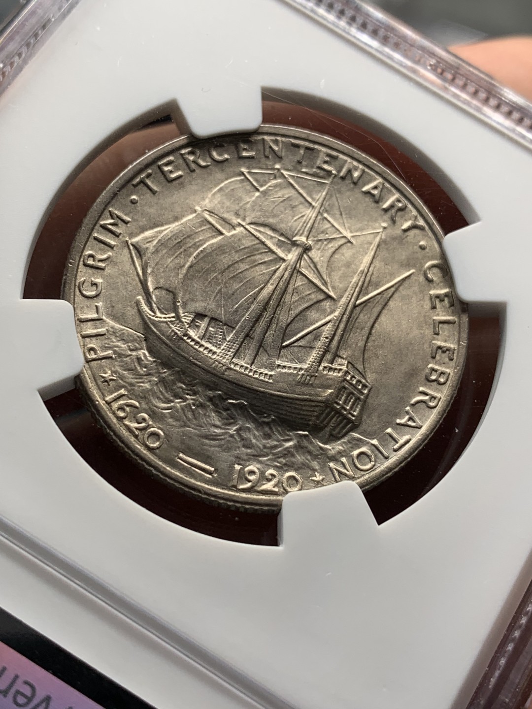 《竞宝斋》第112场-周日，周一 ，2场连拍（全场包邮） NGC MS63 美国1920年 清教徒 移民 纪念半圆银币 低评