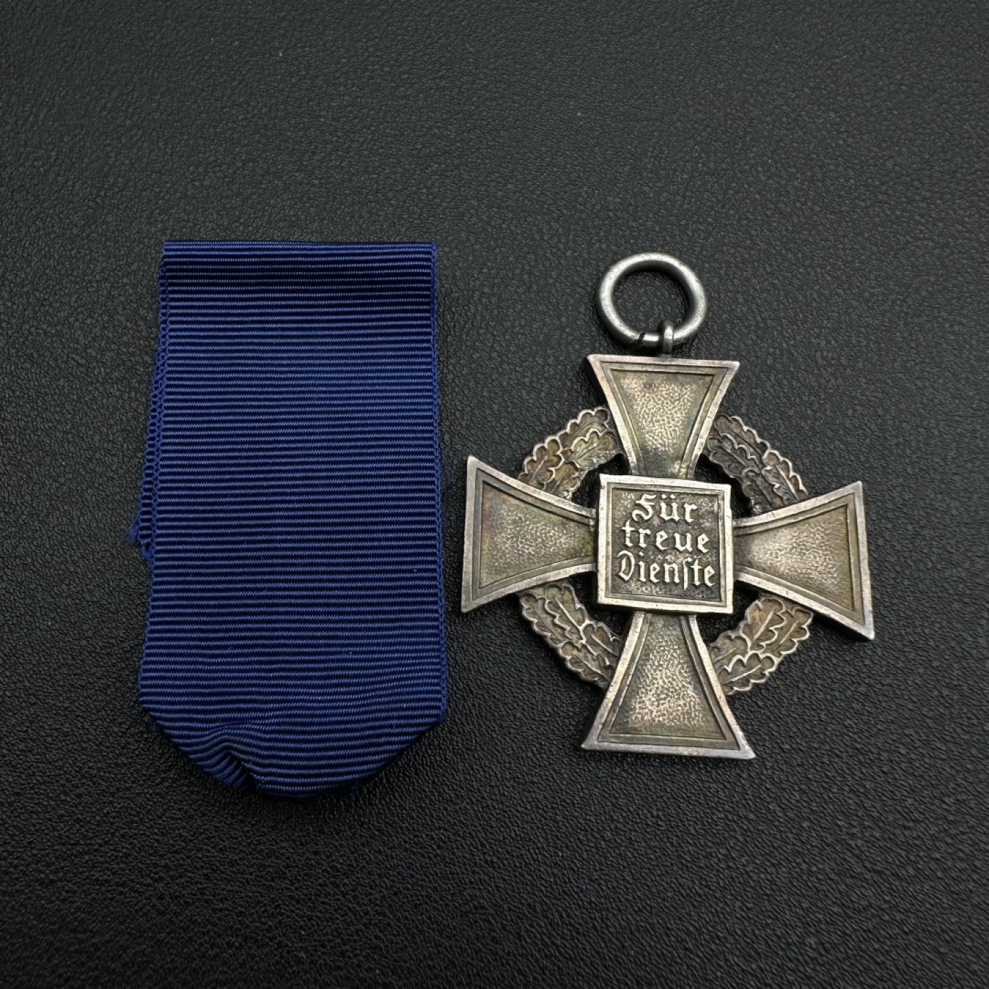 勋章奖章交易所11月05日群拍 德国WWII公务员服务25周年奖章