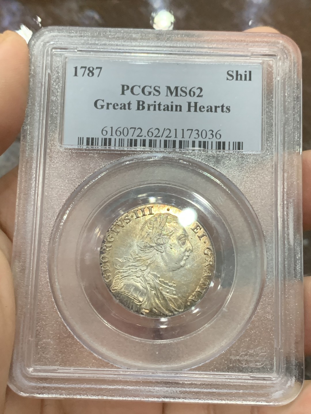 《竞宝斋》第112场-周日，周一 ，2场连拍（全场包邮） PCGS MS62 英国乔三 1787 一先令 有心版 老盒评级淡彩包浆