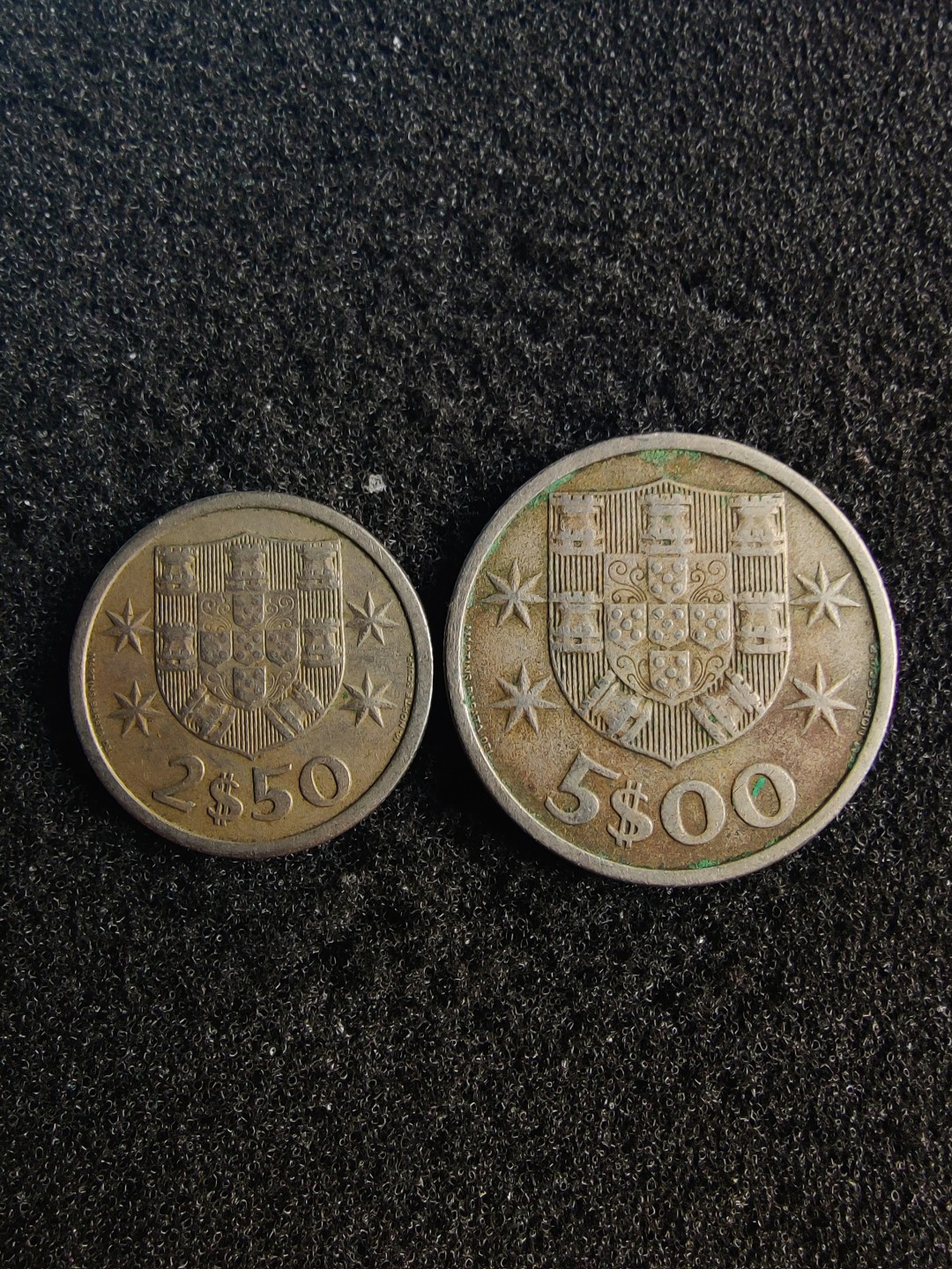 ♥一只鱼（世界钱币第七期） 葡萄牙2.5/5埃斯库多