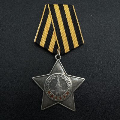 勋章奖章交易所11月05日群拍 - 三级苏联军事光荣勋章