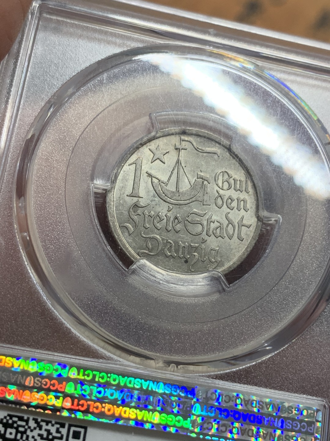 《竞宝斋》第112场-周日，周一 ，2场连拍（全场包邮） PCGS-AU58 1923年 但泽自由市双狮1盾银币 转光流畅，光度不输MS。日耳曼人与斯拉夫人几个世纪的争夺焦点，二战的开幕之地