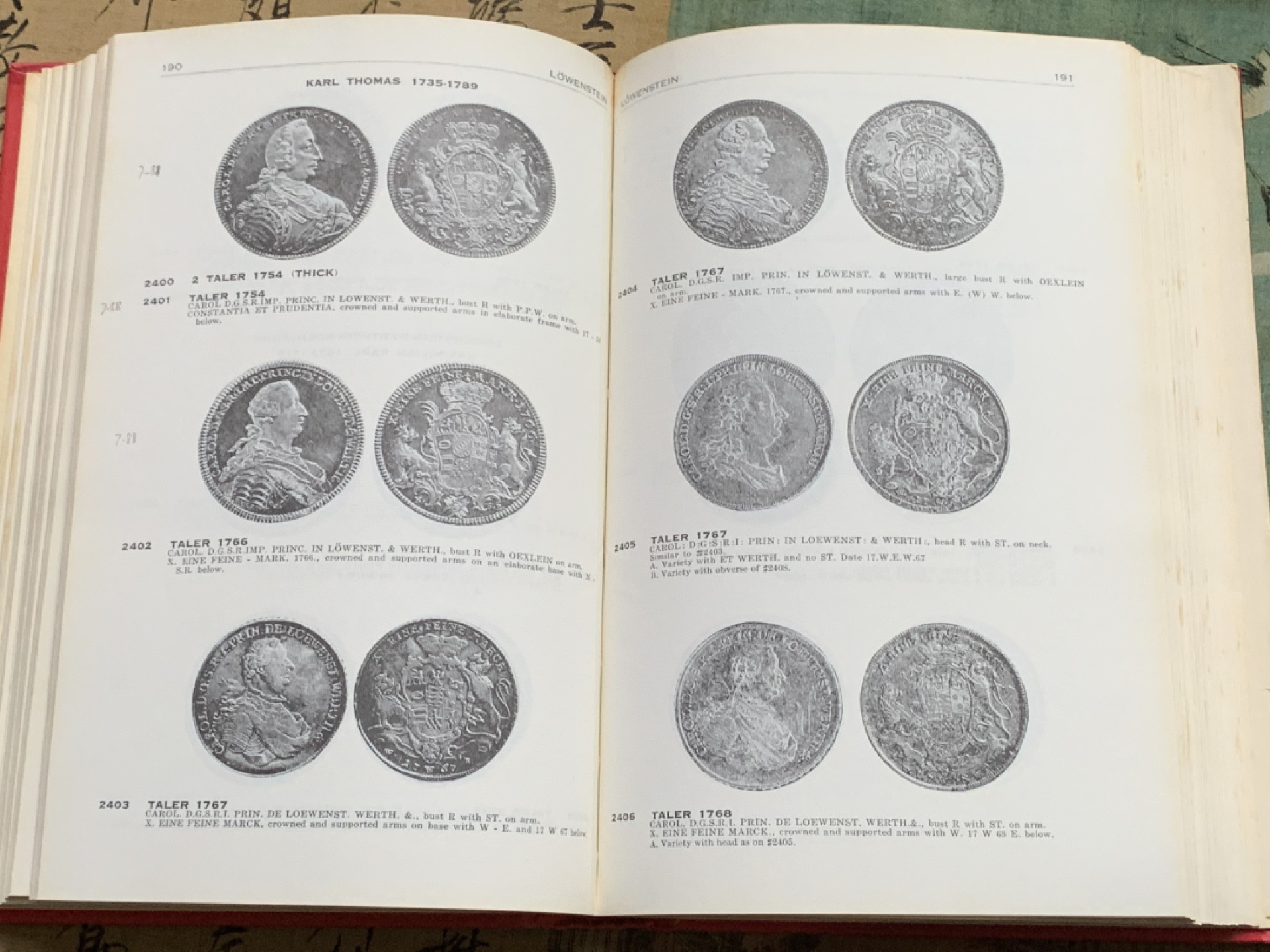 《竞宝斋》第112场-周日，周一 ，2场连拍（全场包邮） 稀少 绝版 精装版达文波特 1700-1800年 德国泰勒 目录本身也成为了藏品，评级盒上DAV对应的就是此目录，厚达410多页。泰勒必备