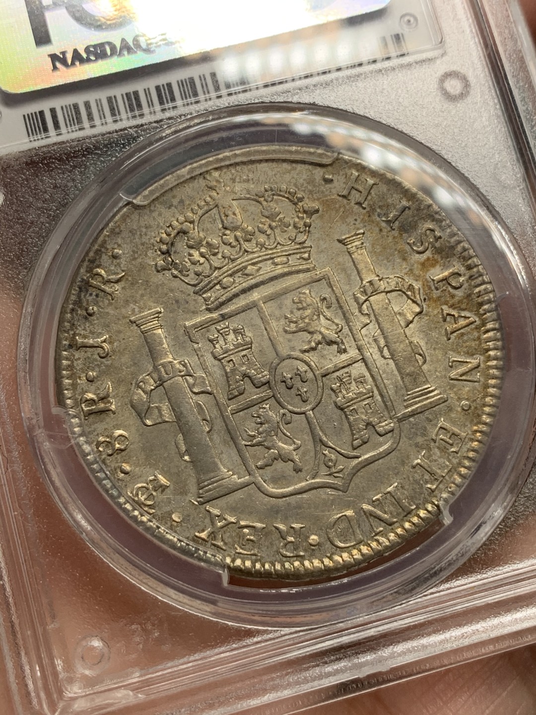 《竞宝斋》第112场-周日，周一 ，2场连拍（全场包邮） PCGS-MS62 1774年西属玻利维亚卡三8R 全币深打，金色包浆，打制是影响西属币价格的最重要因素之一 绝美