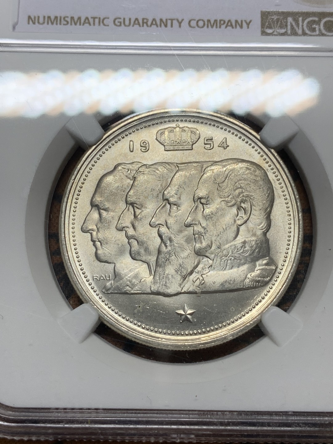 《竞宝斋》第112场-周日，周一 ，2场连拍（全场包邮） NGC-MS64 比利时1954年 四皇 100法郎大银币 顶级好品