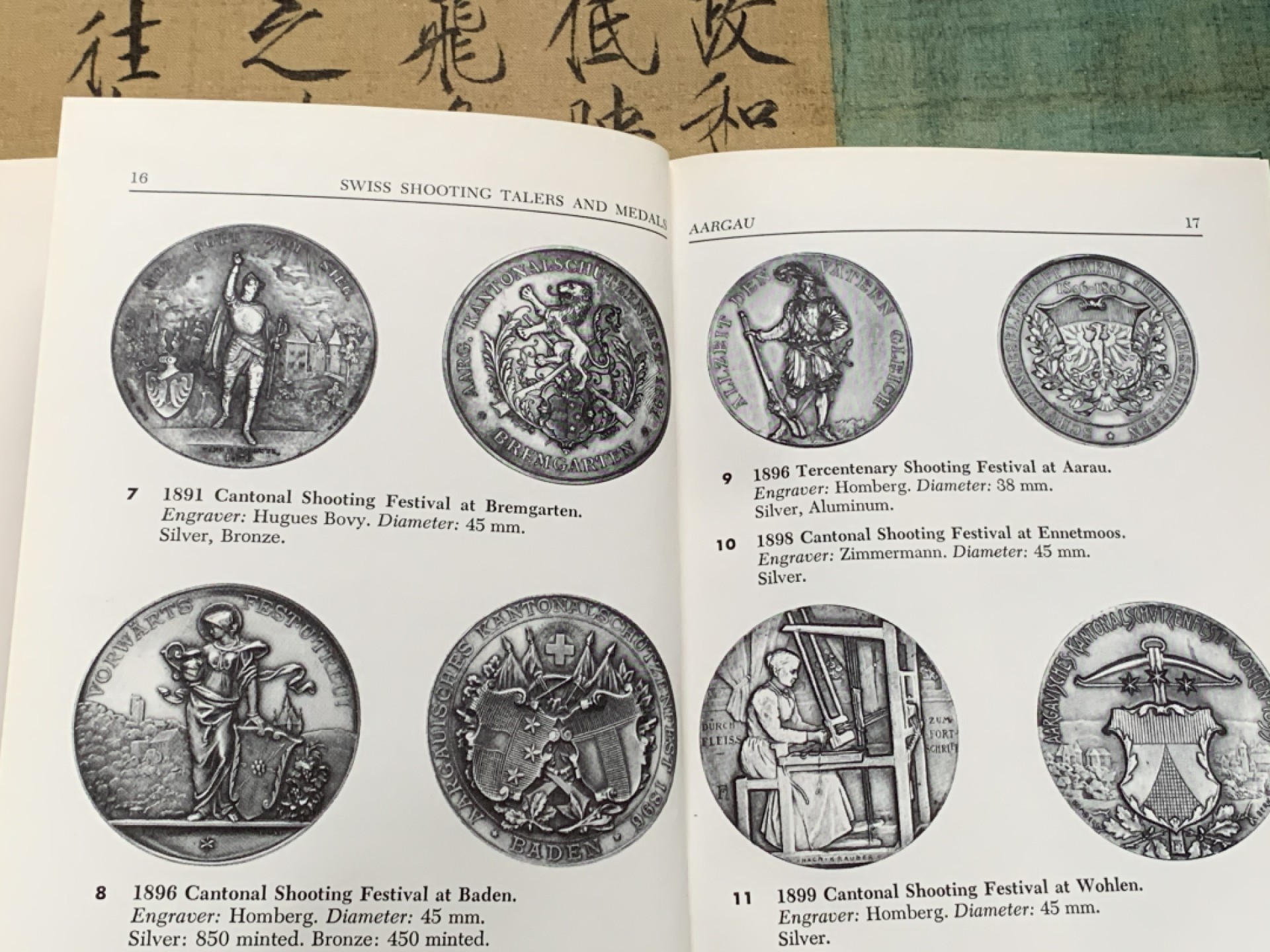 《竞宝斋》第112场-周日，周一 ，2场连拍（全场包邮） 绿本本 瑞士射击节泰勒和纪念章图录 绝版老书，保存的不错