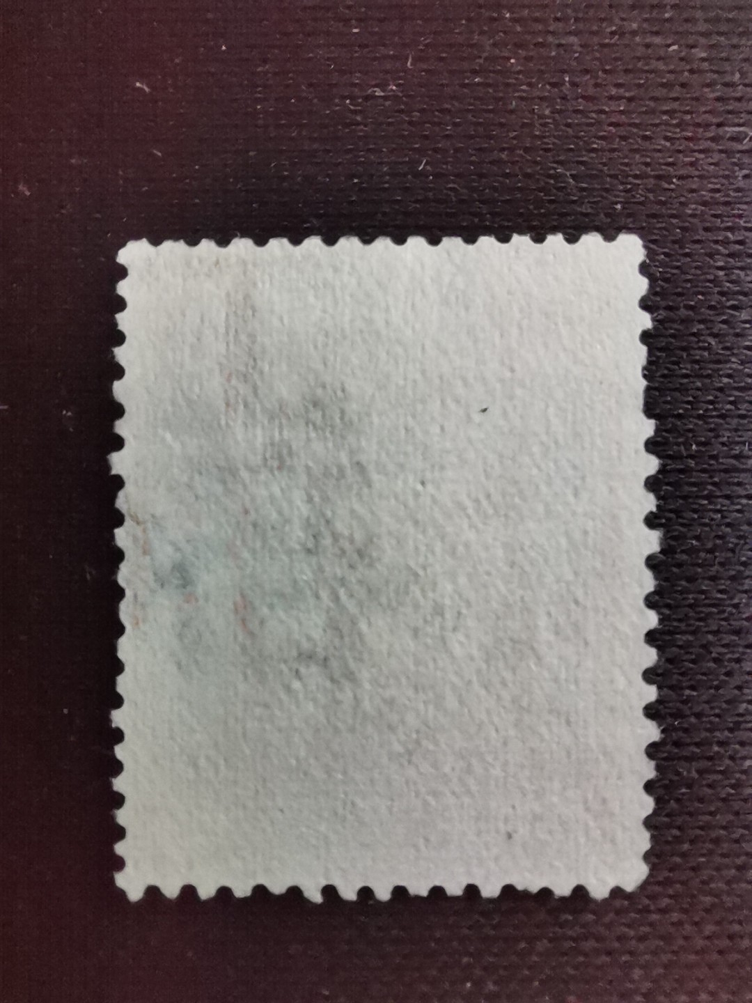 洪涛臻品 精选邮票限时拍卖第七十七期 比大清龙票还早的邮票，上海地方邮票，半分加盖，面艳背白品好，水印清晰漂亮！终身保真！放心入手保真清朝时期文物邮票的机会！