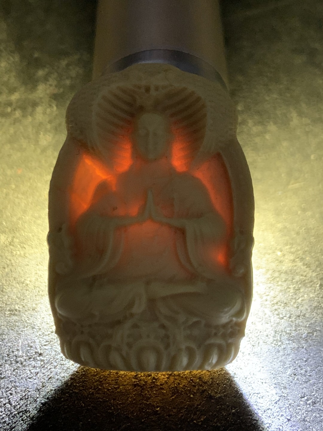 精美高玉化金膏玉地藏王菩萨牌子一个，