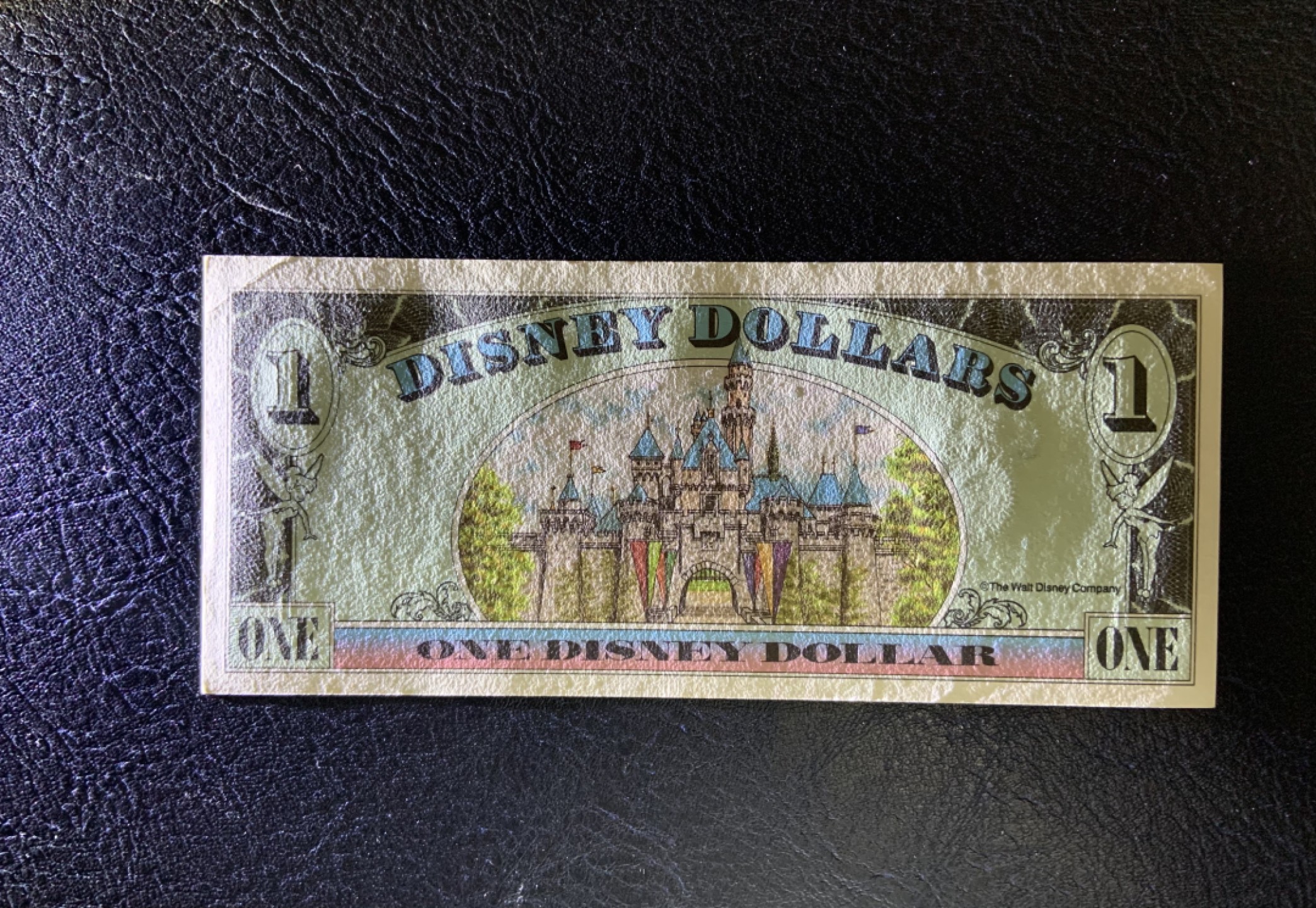 收藏联盟Quantum Auction 第205期拍卖 迪士尼1996年1美元纪念钞 品相UNC-  有黄 米老鼠 号码无4