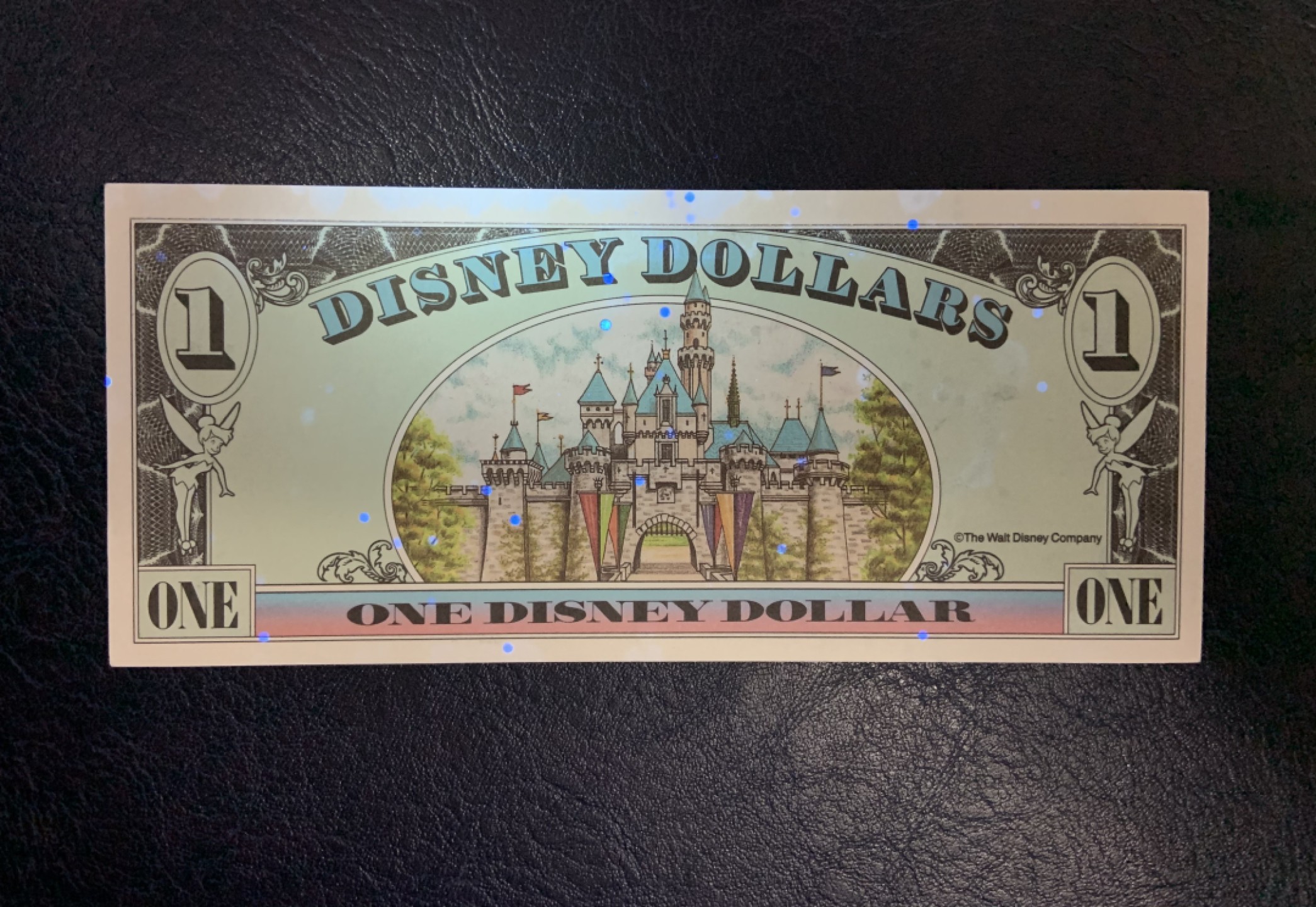 收藏联盟Quantum Auction 第205期拍卖 迪士尼1996年1美元纪念钞 品相UNC-  有黄 米老鼠 号码无4