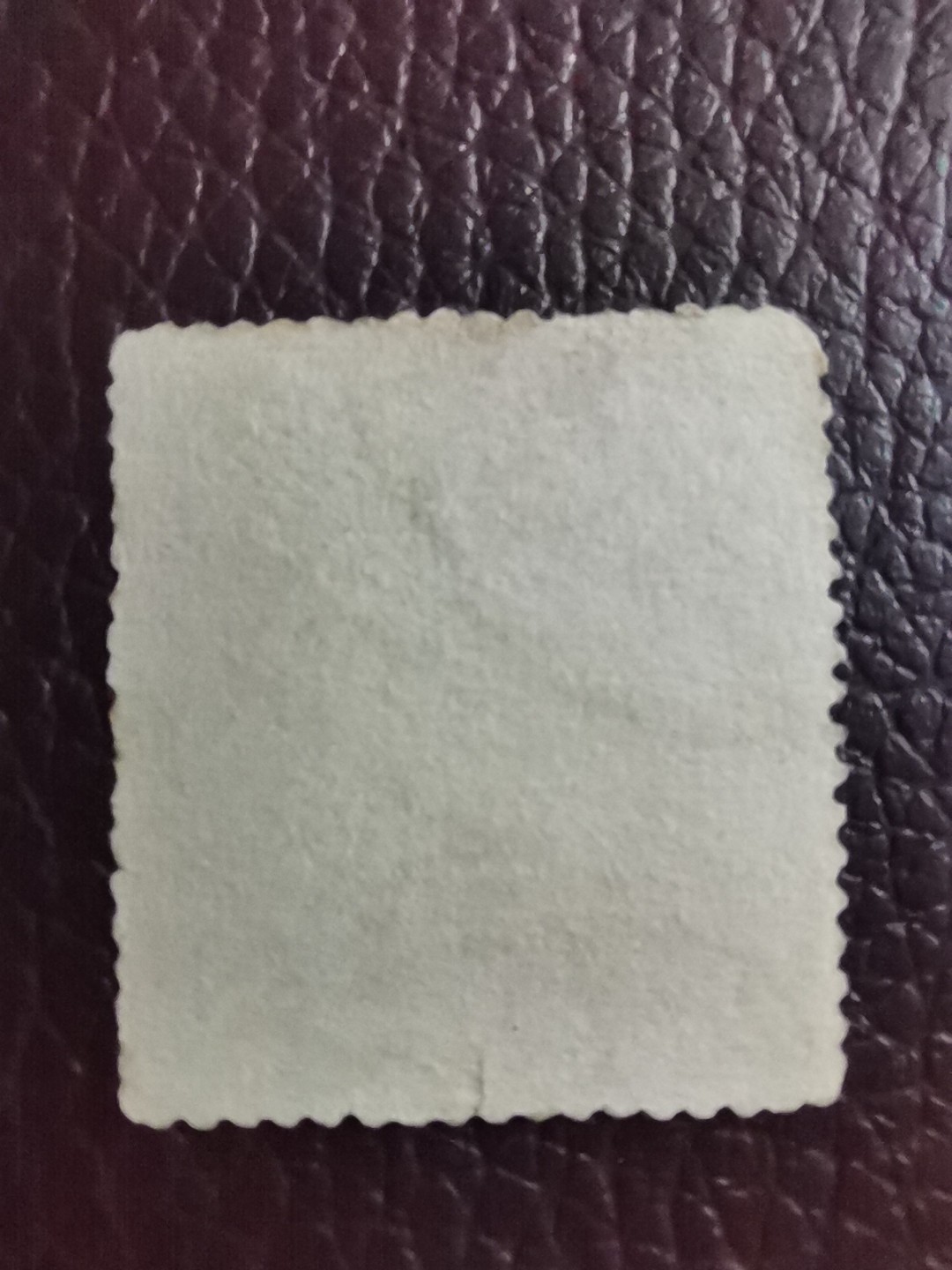 洪涛臻品 精选邮票限时拍卖第七十七期 大清龙票，绿10分，终生保真！品相自定，百年古董难免有瑕疵。入手保真清代文物邮票的机会！
