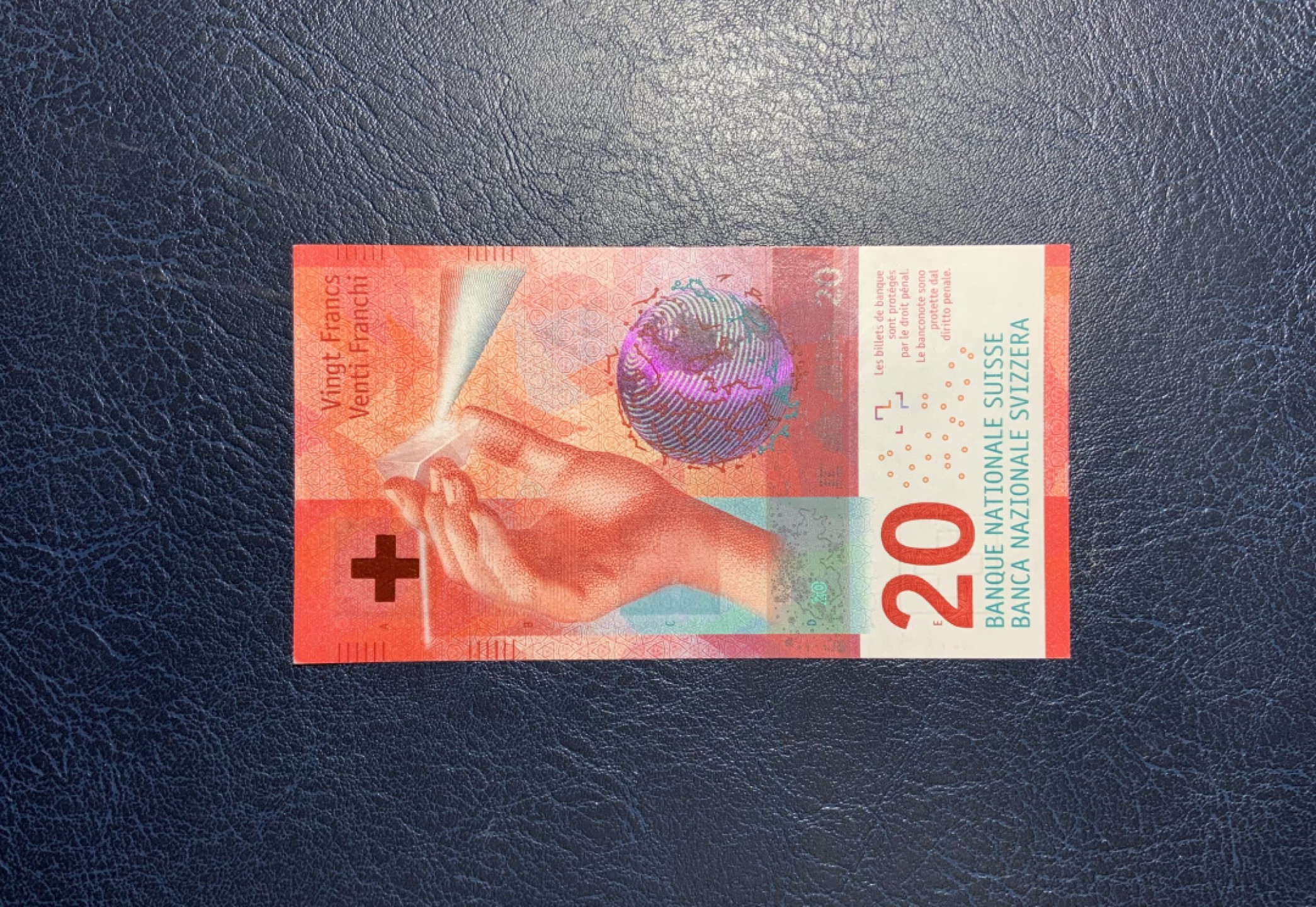 收藏联盟Quantum Auction 第205期拍卖 瑞士2015年20法郎 品相全新UNC 首发年A冠 号码无47