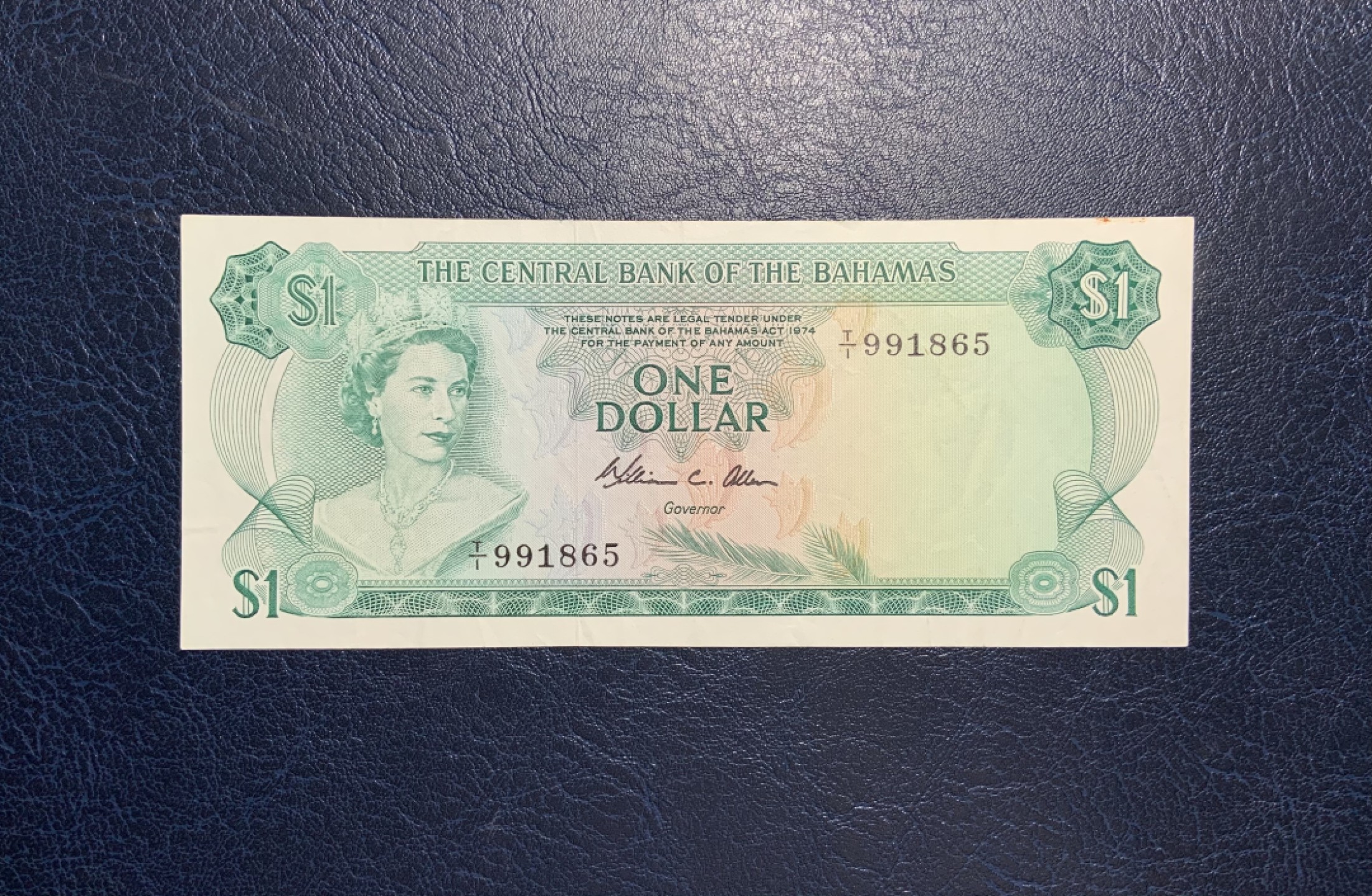 收藏联盟Quantum Auction 第205期拍卖 巴哈马1974年1元 品相如图 b版骑冠较少 彩背热带鱼